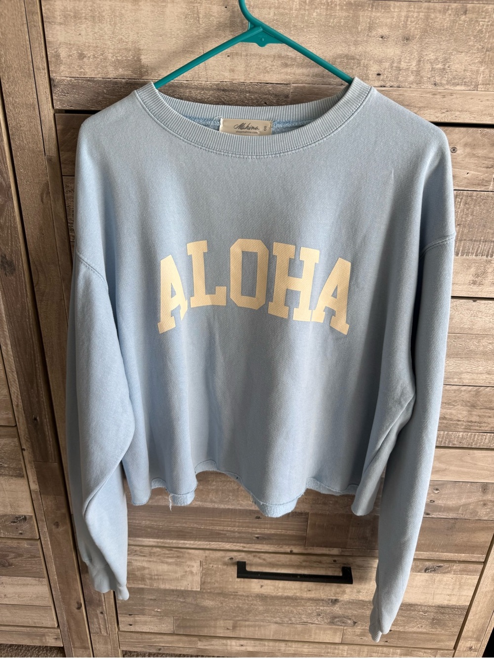 Light Blue cropped Crewneck Sweatshirt with Cream ALOHA Print